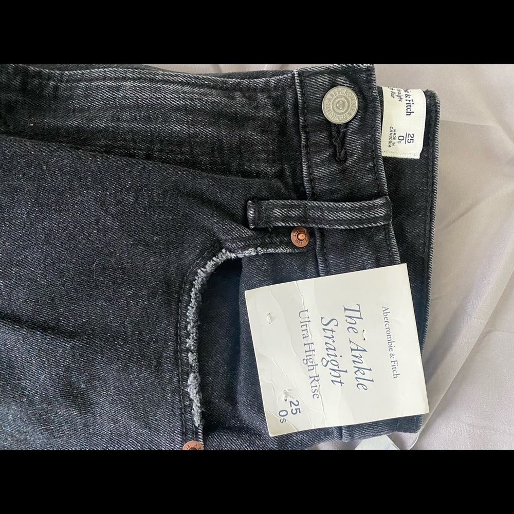 The Ankle Straight Ultra High Rise